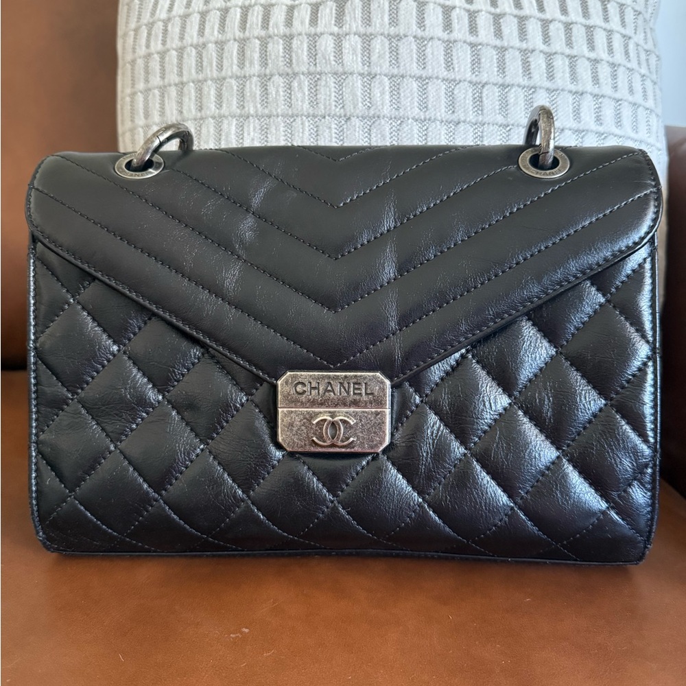 CHANEL Calfskin Quilted Medium Mad About Quilting Flap Black - Picture 2 of 13
